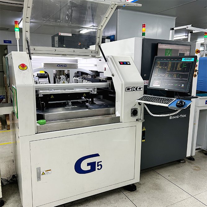 GKG G5 solder paste printer on the SMT line at Hongrong
